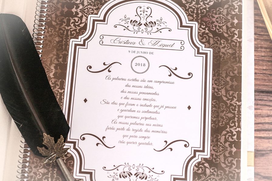 Livro Honra de Casamento, idealizado e produzido pela Ideia Genial, especialista em convites de casamento personalizados e datas especiais.